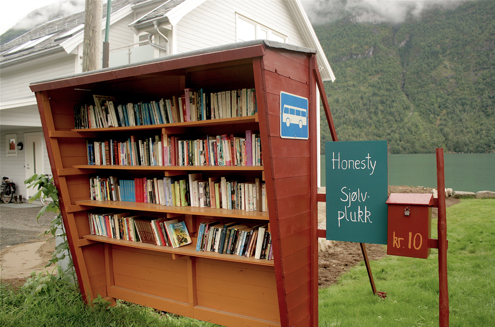 Norwegian book town, Bokbyen, books, book shop, bookstore, bus stop, reading, Mundal, Fjærland, Norway, honesty box, Scandinavia, travel, book town, literature, literary, second-hand books, antiquarian, antiquarian books, antiquarian bookstore, Sognefjord, fjord