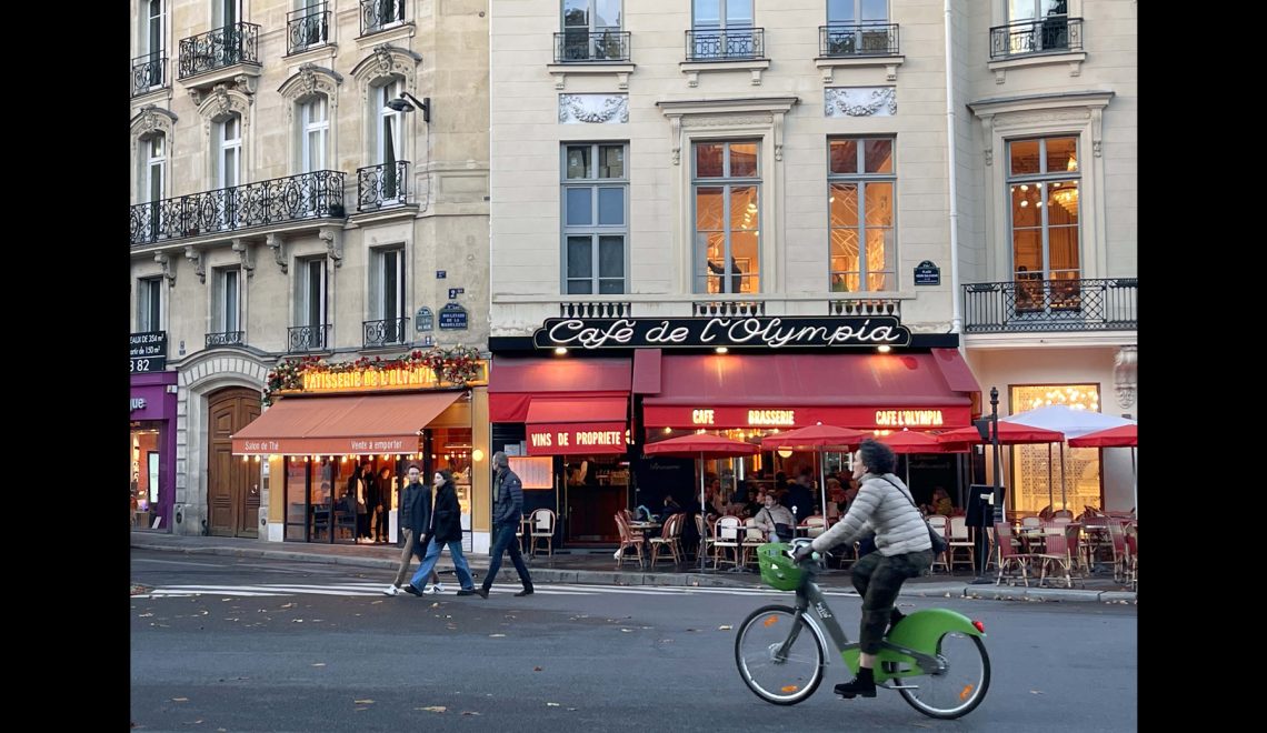 Parisian By Design: Les Cafés de Paris